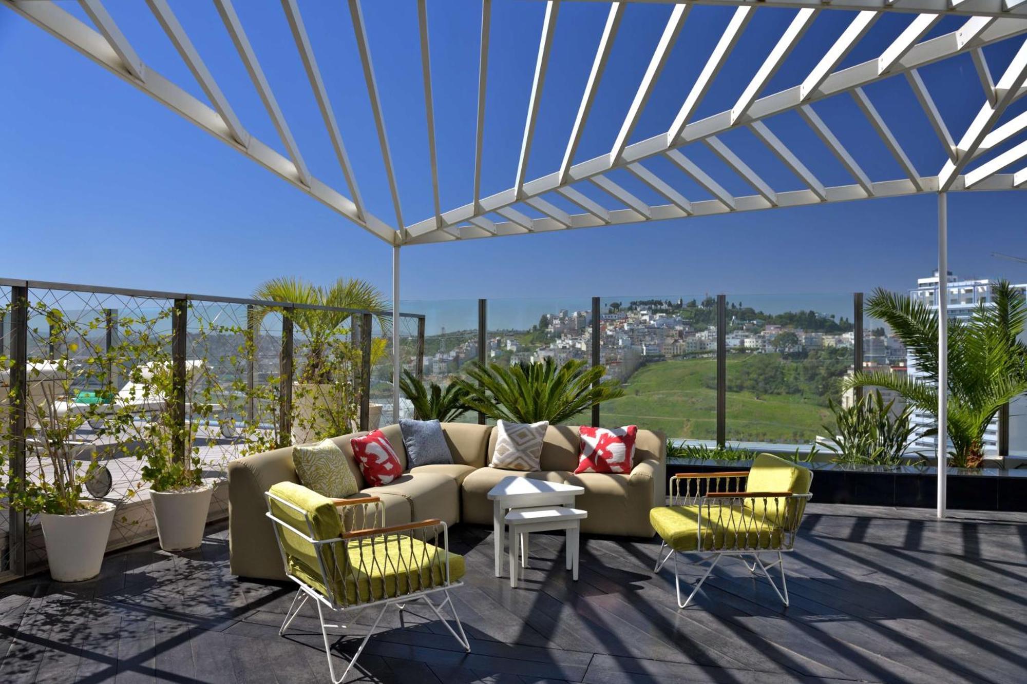 Hilton Tanger City Center Dış mekan fotoğraf Rooftop garden